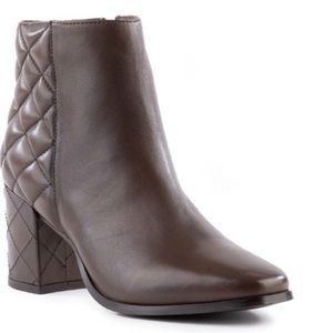 Seychelles Paramount quilted boot